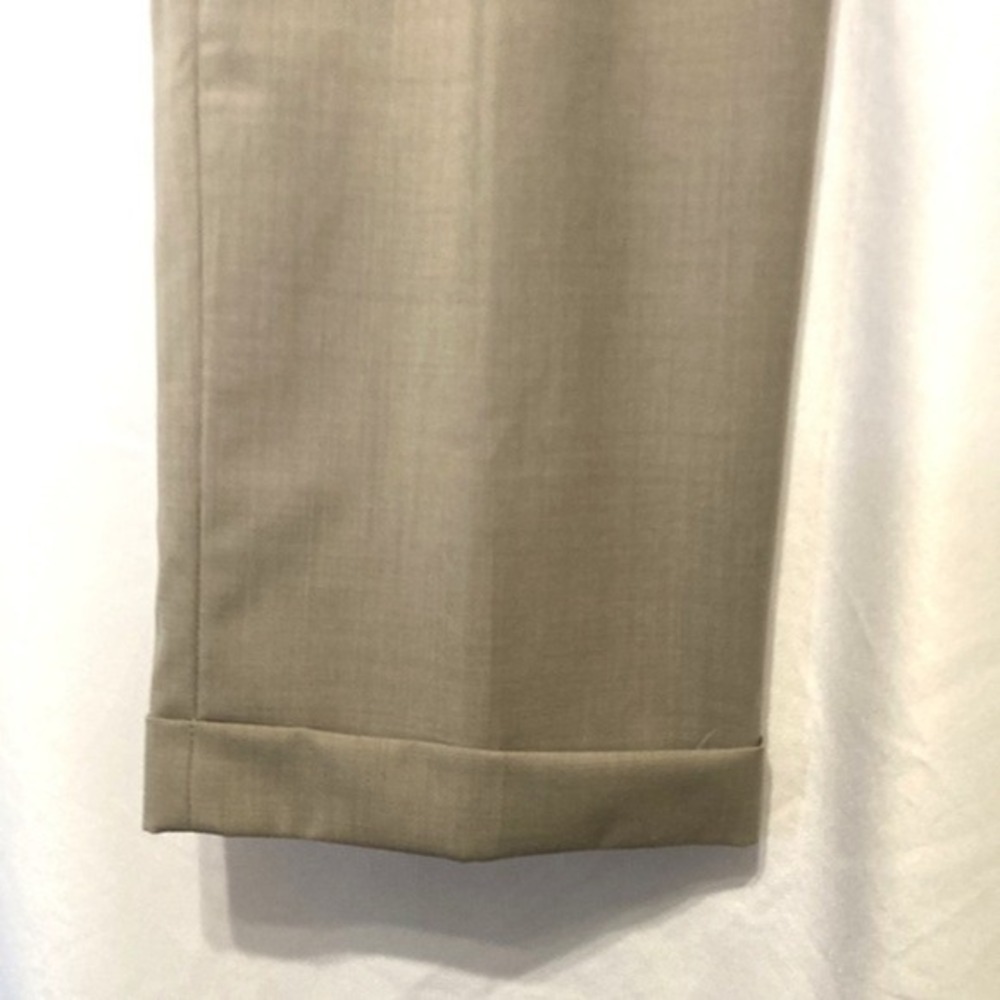 Roundtree & Yorke Easy Care Khaki Pleated Wool Blend Dress Pants 36x32 Tan - Picture 3 of 6